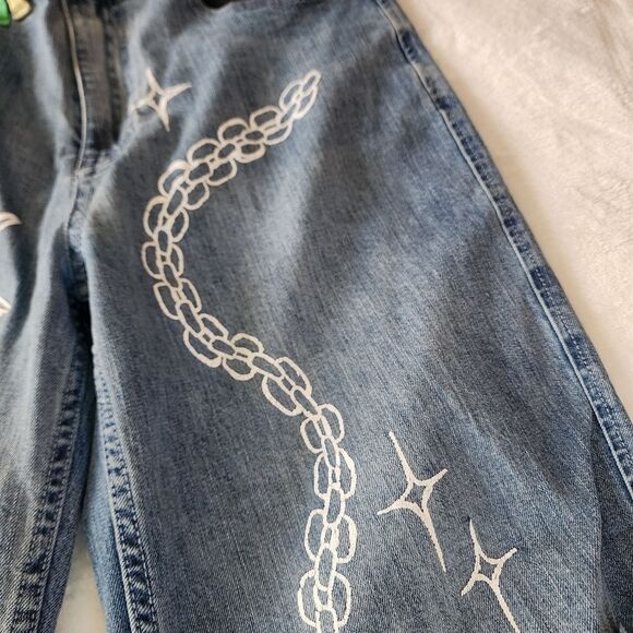 Salem7 Distressed Red Button Closure 32 Waist Denim Jeans With Graphic - Picture 5 of 14